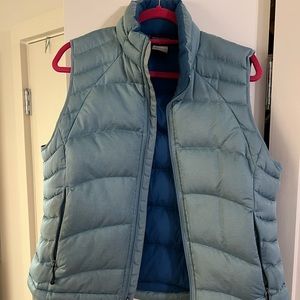 Patagonia women’s down sweater vest size LG